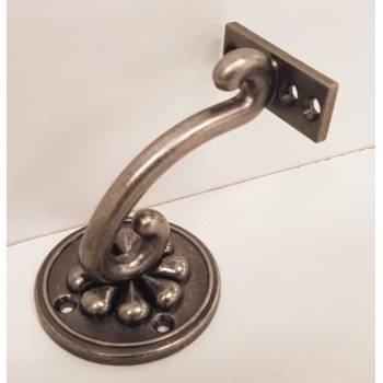 Pewter Petal Bracket