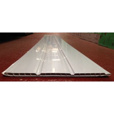 Hollow plastic soffit/cladding 300mm - Length: ...